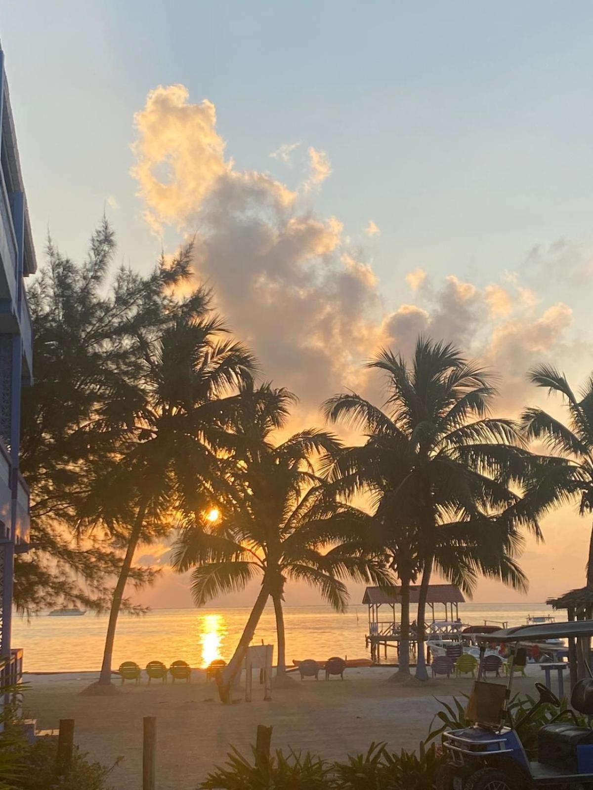 Anchorage Beach Resort 库尔克岛 外观 照片